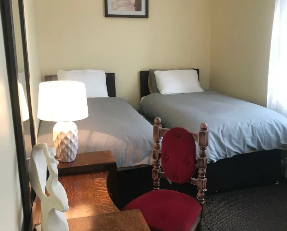 Room 4b