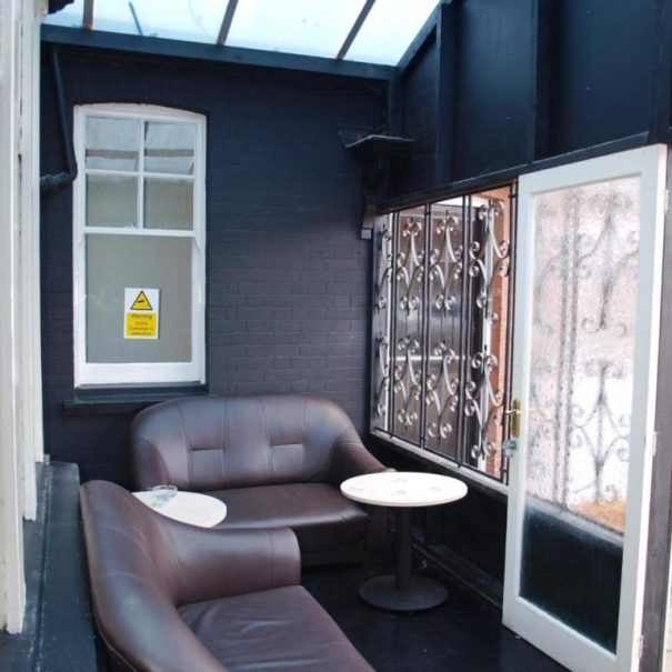 Standard Double Room with Shared Bathroom (1)